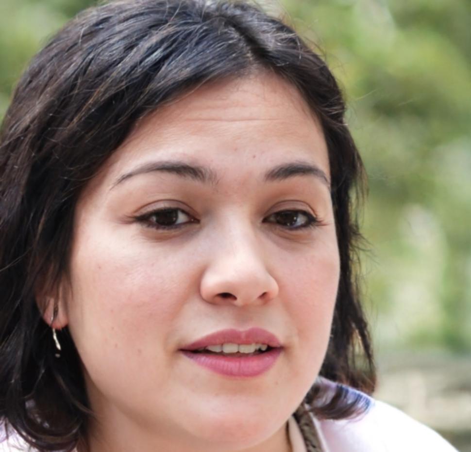 Portrait of Elowen Voss